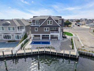 108 Dickman Drive, Lavallette, NJ 08735