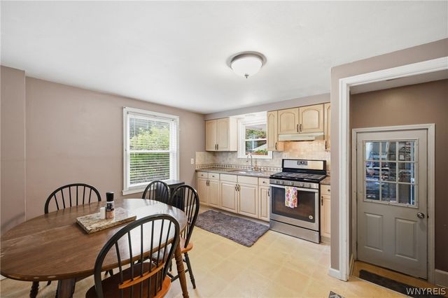 8730 Sunset Drive, Clarence, NY 14221