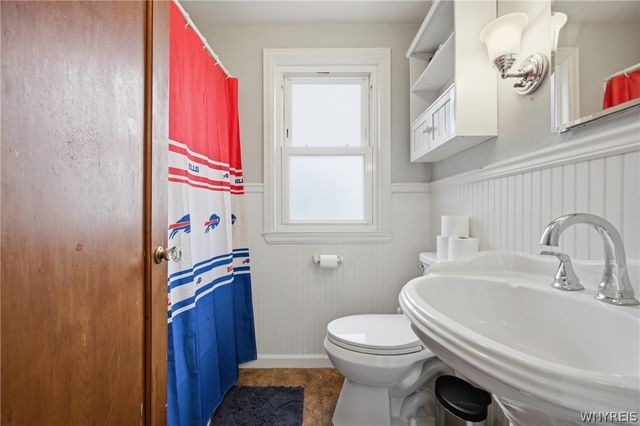 8730 Sunset Drive, Clarence, NY 14221