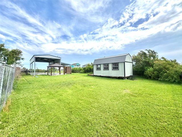 1314 Anderson Avenue, Port Bolivar, TX 77650