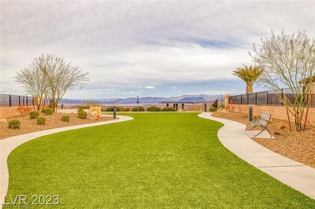 10 Sun Lily Lane, Henderson, NV 89011