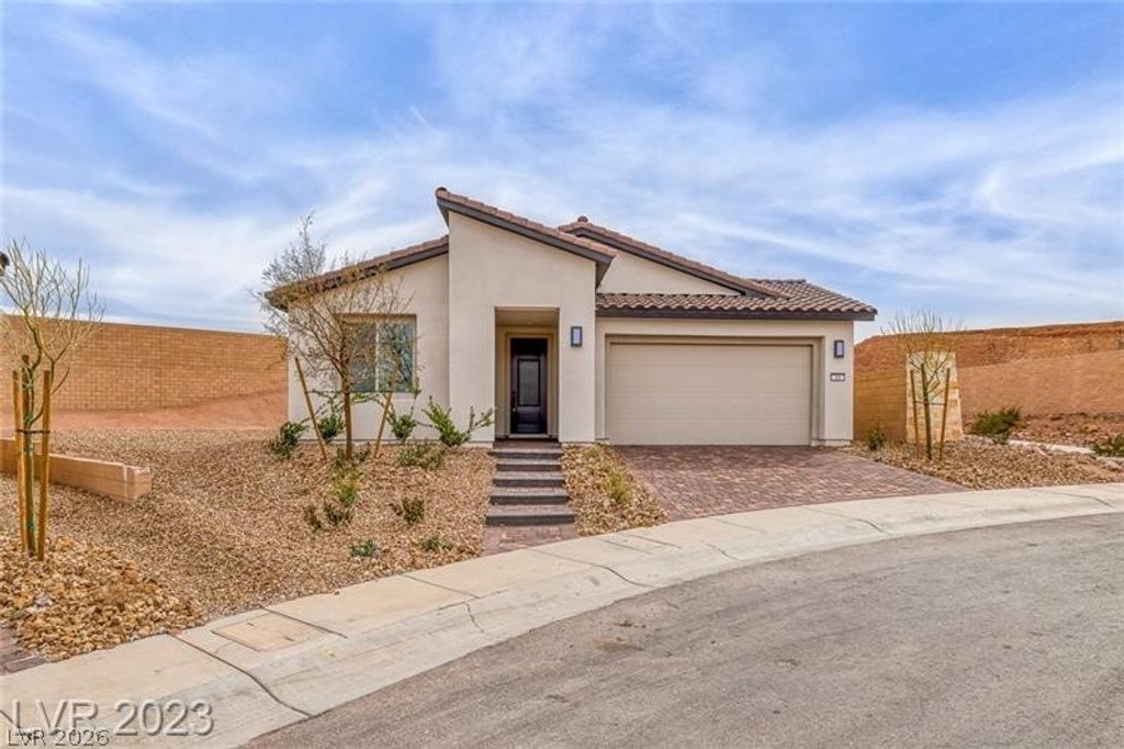 10 Sun Lily Lane, Henderson, NV 89011