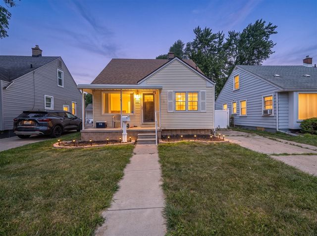 214 Cleveland Street, Trenton, MI 48183