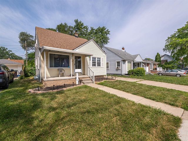 214 Cleveland Street, Trenton, MI 48183