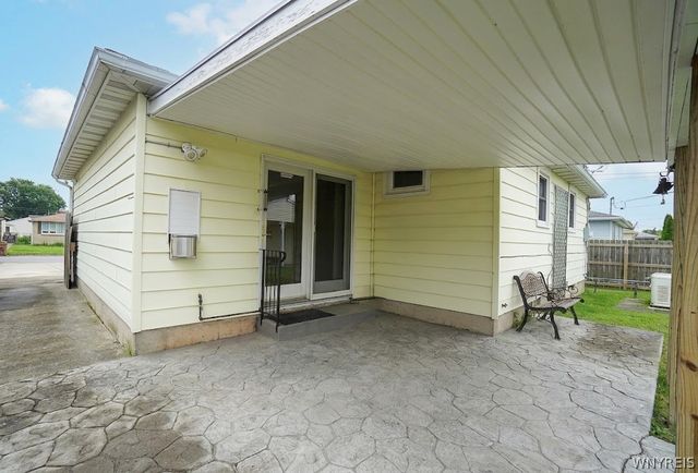 58 Hillwood Drive, Cheektowaga, NY 14227
