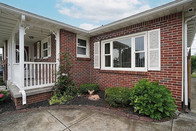 58 Hillwood Drive, Cheektowaga, NY 14227
