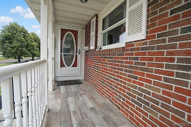 58 Hillwood Drive, Cheektowaga, NY 14227