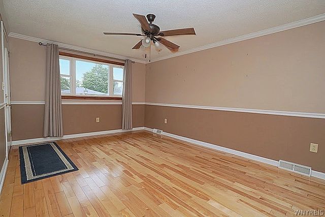 58 Hillwood Drive, Cheektowaga, NY 14227