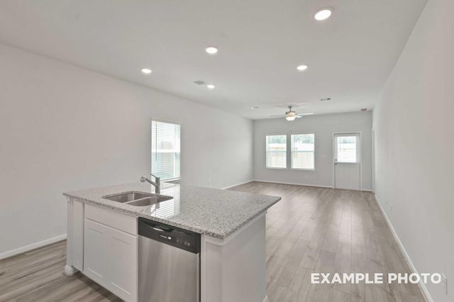 2120 South Canopy Crossing Circle, Conroe, TX 77301