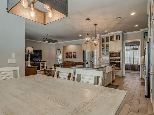 15218 Colonia Bella Drive, Edmond, OK 73013