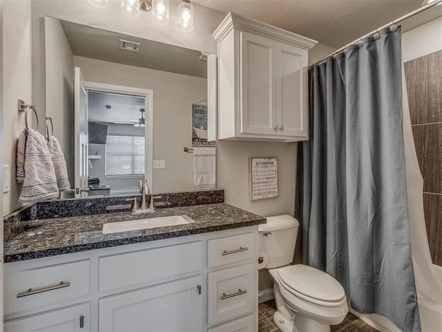 15218 Colonia Bella Drive, Edmond, OK 73013