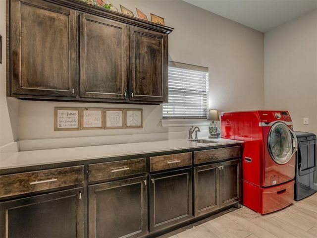 15218 Colonia Bella Drive, Edmond, OK 73013