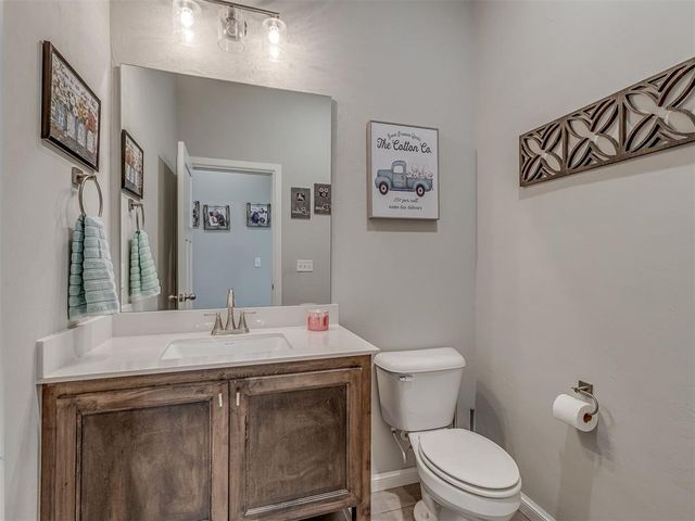 15218 Colonia Bella Drive, Edmond, OK 73013