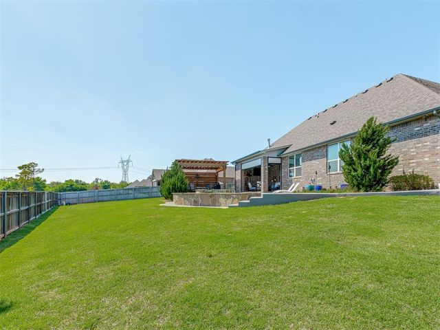 15218 Colonia Bella Drive, Edmond, OK 73013