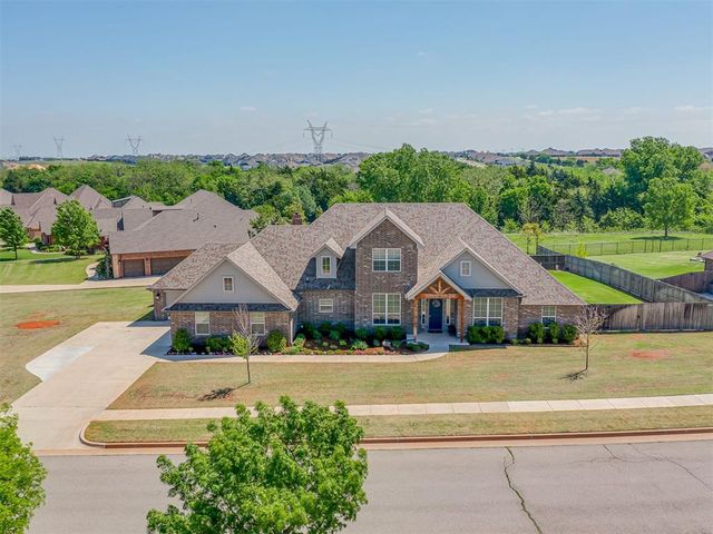 15218 Colonia Bella Drive, Edmond, OK 73013