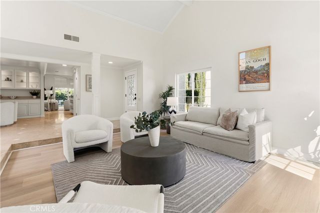 18 Eden, Irvine, CA 92620