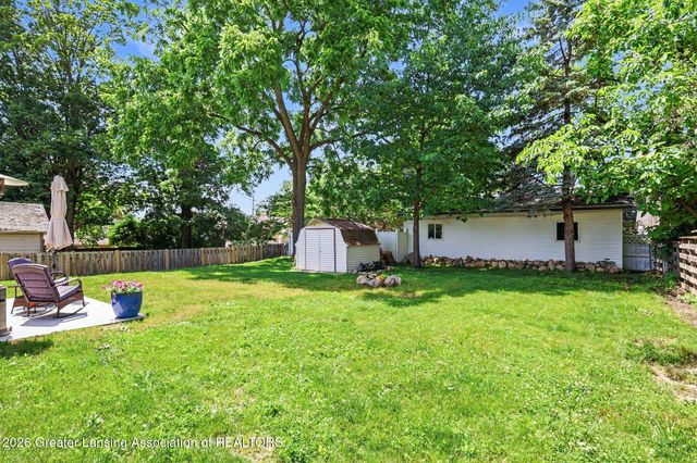 215 Torrey Street, Grand Ledge, MI 48837