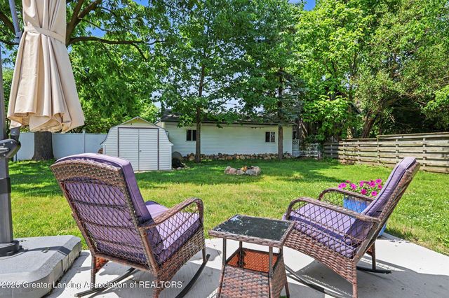 215 Torrey Street, Grand Ledge, MI 48837