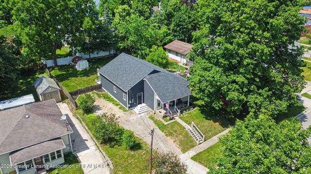 215 Torrey Street, Grand Ledge, MI 48837