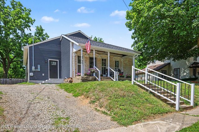 215 Torrey Street, Grand Ledge, MI 48837