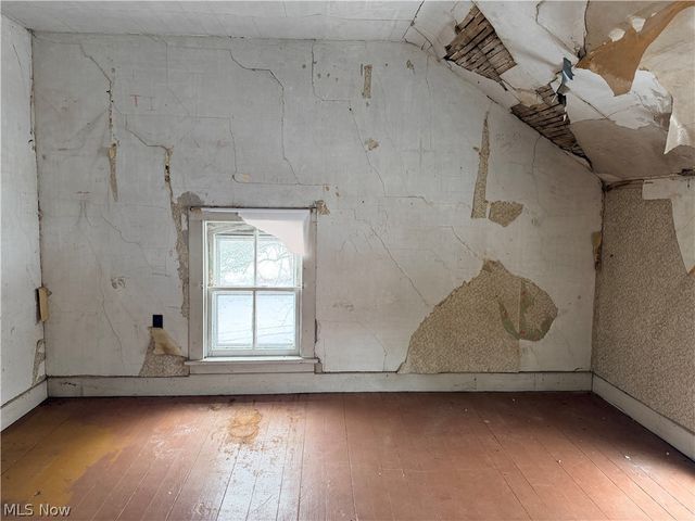 5281 Monroe Center Road, Conneaut, OH 44030