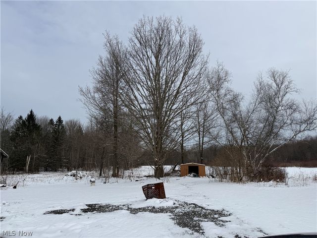 5281 Monroe Center Road, Conneaut, OH 44030