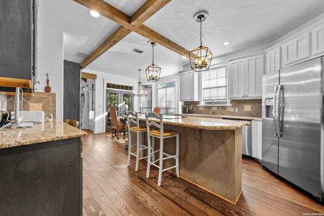 211 BENTWOOD DR, Spring Branch, TX 78070