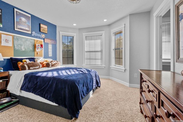 211 BENTWOOD DR, Spring Branch, TX 78070