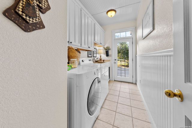 211 BENTWOOD DR, Spring Branch, TX 78070