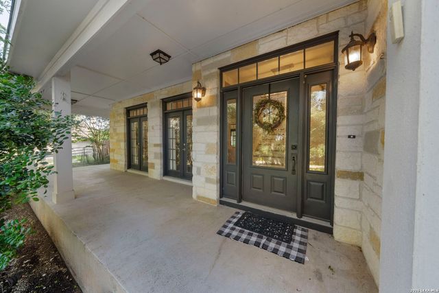 211 BENTWOOD DR, Spring Branch, TX 78070
