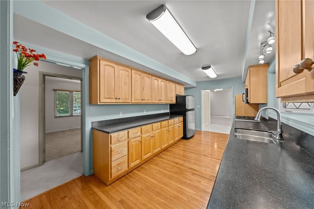 24800 Shaker Boulevard, Beachwood, OH 44122