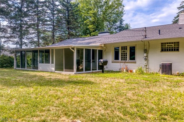 24800 Shaker Boulevard, Beachwood, OH 44122