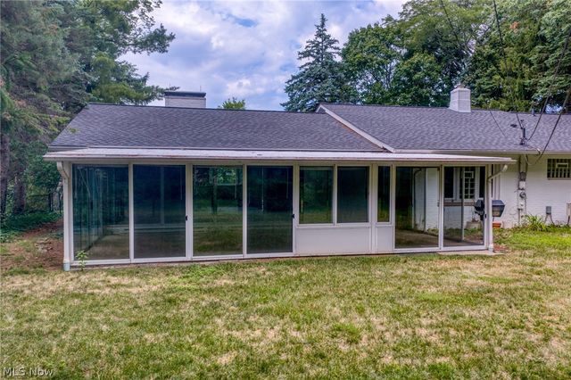 24800 Shaker Boulevard, Beachwood, OH 44122
