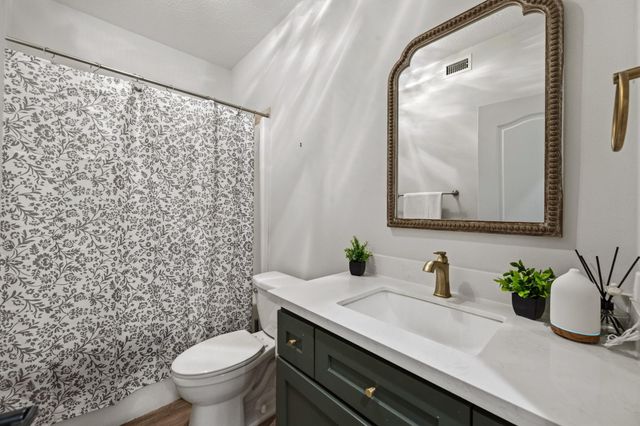 3206 Pine Chase Drive, Montgomery, TX 77356