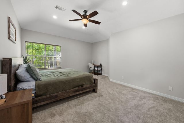 3206 Pine Chase Drive, Montgomery, TX 77356