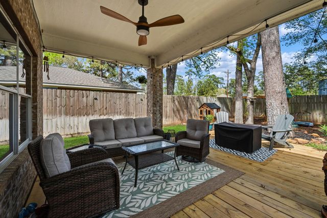 3206 Pine Chase Drive, Montgomery, TX 77356