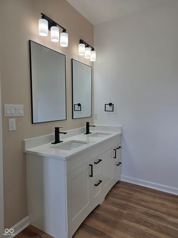 910 Marion Avenue, Indianapolis, IN 46221