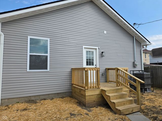 910 Marion Avenue, Indianapolis, IN 46221