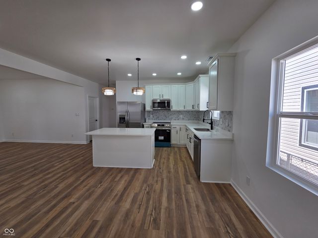 910 Marion Avenue, Indianapolis, IN 46221