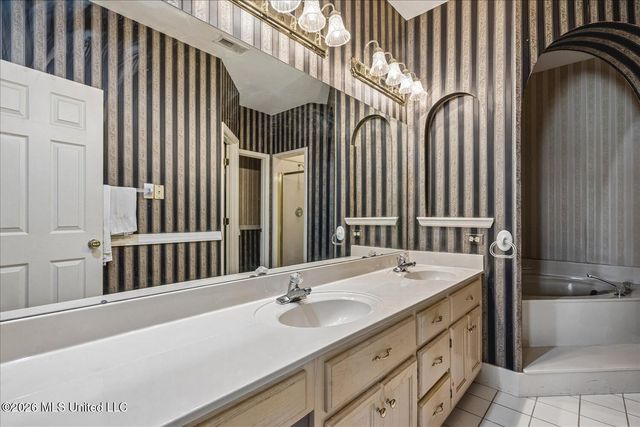 4363 Sweet Flag Loop, Southaven, MS 38671