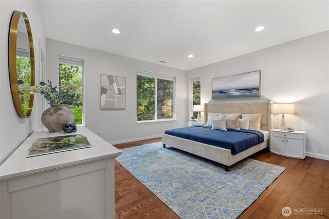 14590 36th Avenue NE, Lake Forest Park, WA 98155