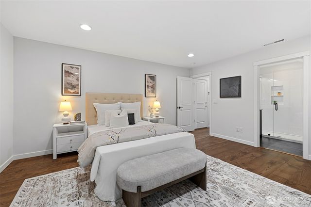14590 36th Avenue NE, Lake Forest Park, WA 98155