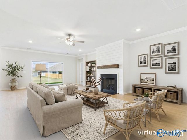 315 Susan Lynn Drive, Meridianville, AL 35759