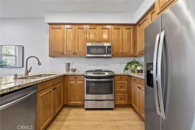 922 E Baseline Road, Claremont, CA 91711