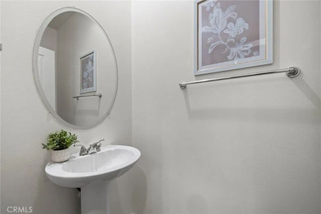 922 E Baseline Road, Claremont, CA 91711