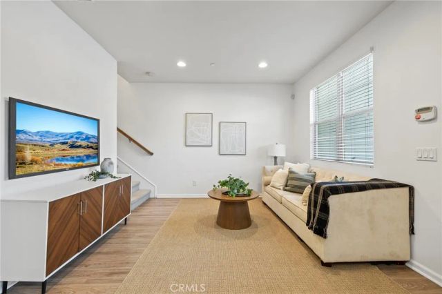 922 E Baseline Road, Claremont, CA 91711