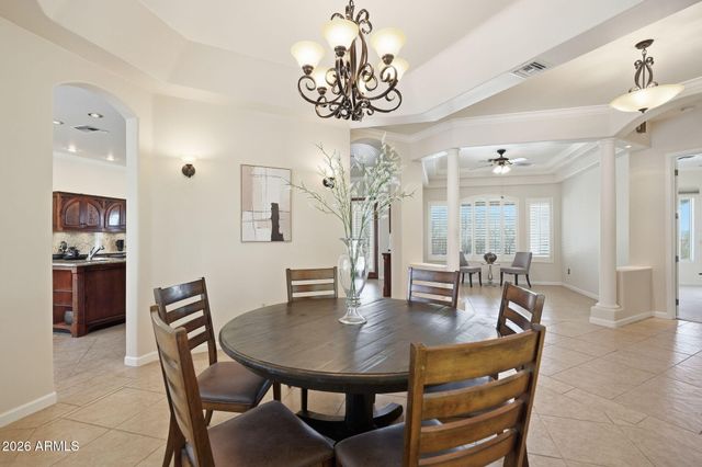 7917 E CAVE CREEK Road, Carefree, AZ 85377