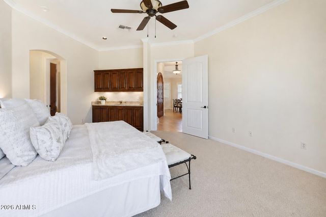 7917 E CAVE CREEK Road, Carefree, AZ 85377