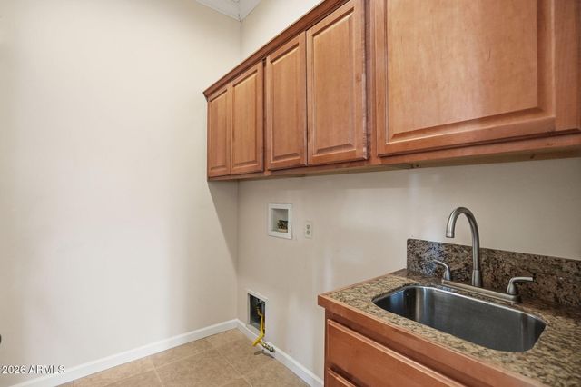7917 E CAVE CREEK Road, Carefree, AZ 85377