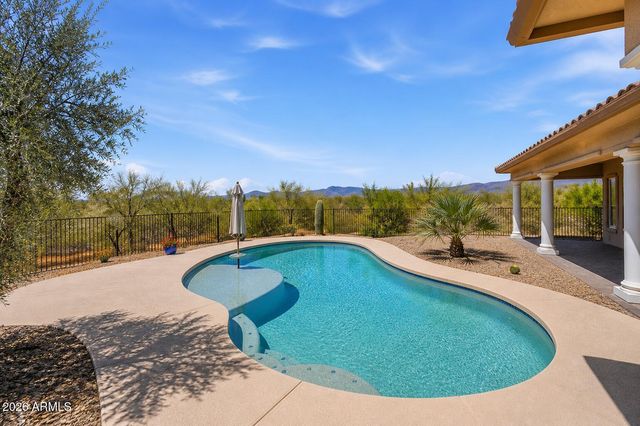 7917 E CAVE CREEK Road, Carefree, AZ 85377